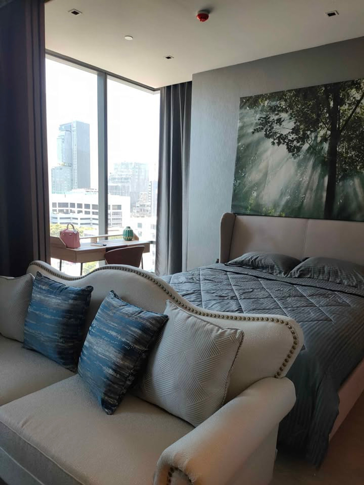 ขายคอนโด Ashton Silom ราคา 6,590,000 บาท [MKs260118]
