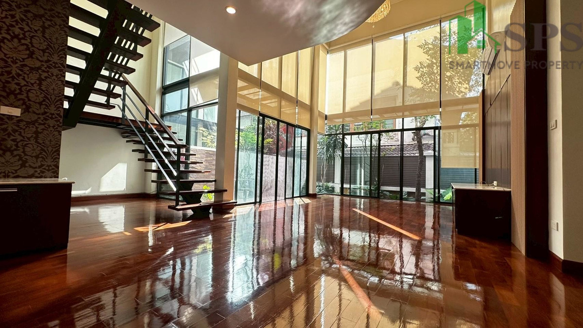 Detached House in Prime Sukhumvit – Phrom Phong pet friendly บ้านเดี่ยวให้เช่า ใจกลางเมือง ทำเลสุขุมวิท – พร้อมพงษ์  (SPSEVE1676) – รูปที่ 2