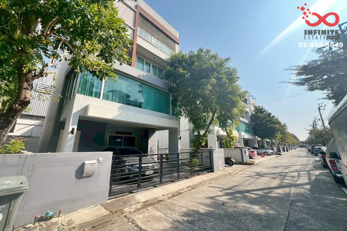 Home office for sale, 4 floors, 36 sq m., The Terminal Suvarnabhumi, near Bang Phli Airport, Samut Prakan. Home office for sale, 4 floors, 36 sq m., The Terminal Suvarnabhumi, near Bang Phli Airport, Samut Prakan.