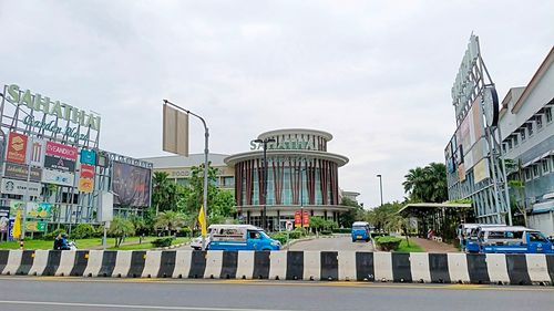 Community Mall Space for Rent at Heart of Suratthani Suitable for Restaurants, Aesthetic/Medical Clinics, Spa, among Major Schools and Hospitals.