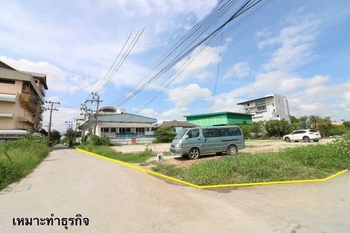 LD 0059-1 Empty land for sale, Soi Sri Dan 22 - Soi Phatthana Community #near the Yellow Line.