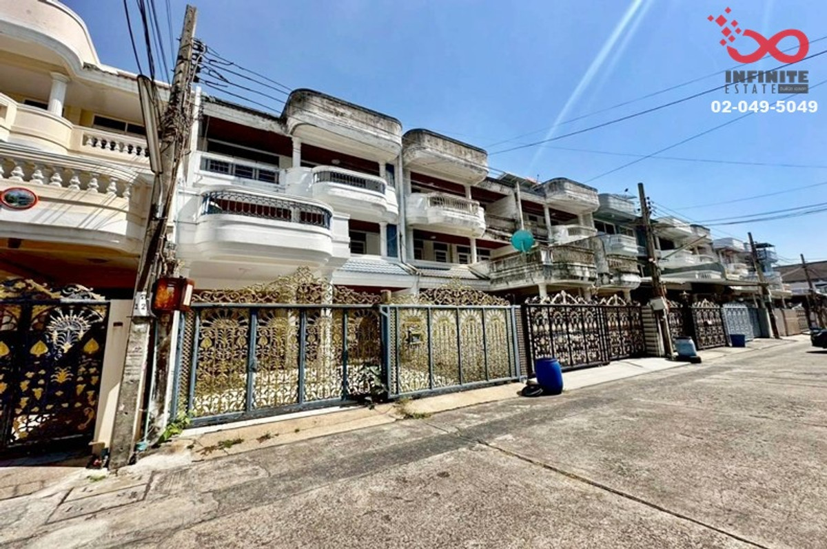 Townhome for sale, 3.5 floors, Borommaratchachonnani 11, near Central Pinklao, Bangkok Noi, 46 sq m, 6 bedrooms. Townhome for sale, 3.5 floors, Borommaratchachonnani 11, near Central Pinklao, Bangkok Noi, 46 sq m, 6 bedrooms.