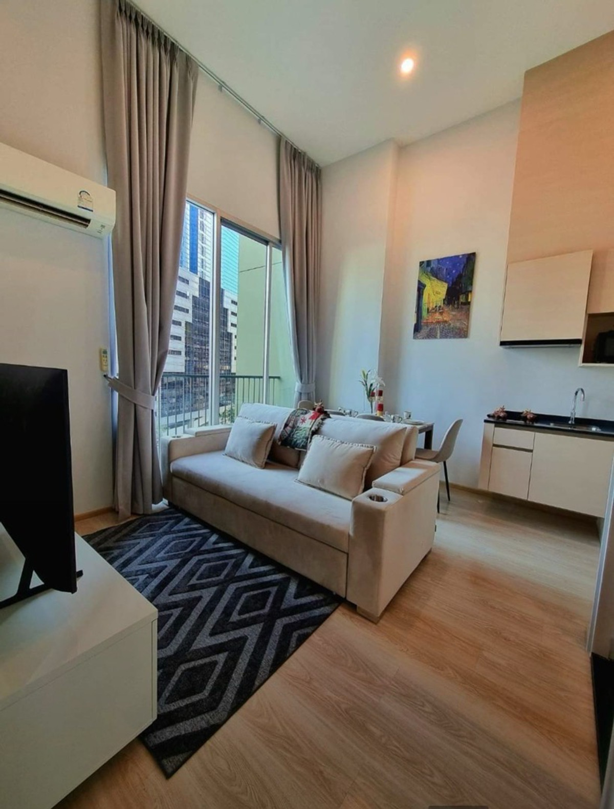 🔥Rent 2BR 2BR🔥52sqm🔥Floor6🔥35,000/month🔥ห้องเพดานสูง🔥 🔥Rent 2BR 2BR🔥52sqm🔥Floor6🔥35,000/month🔥ห้องเพดานสูง🔥