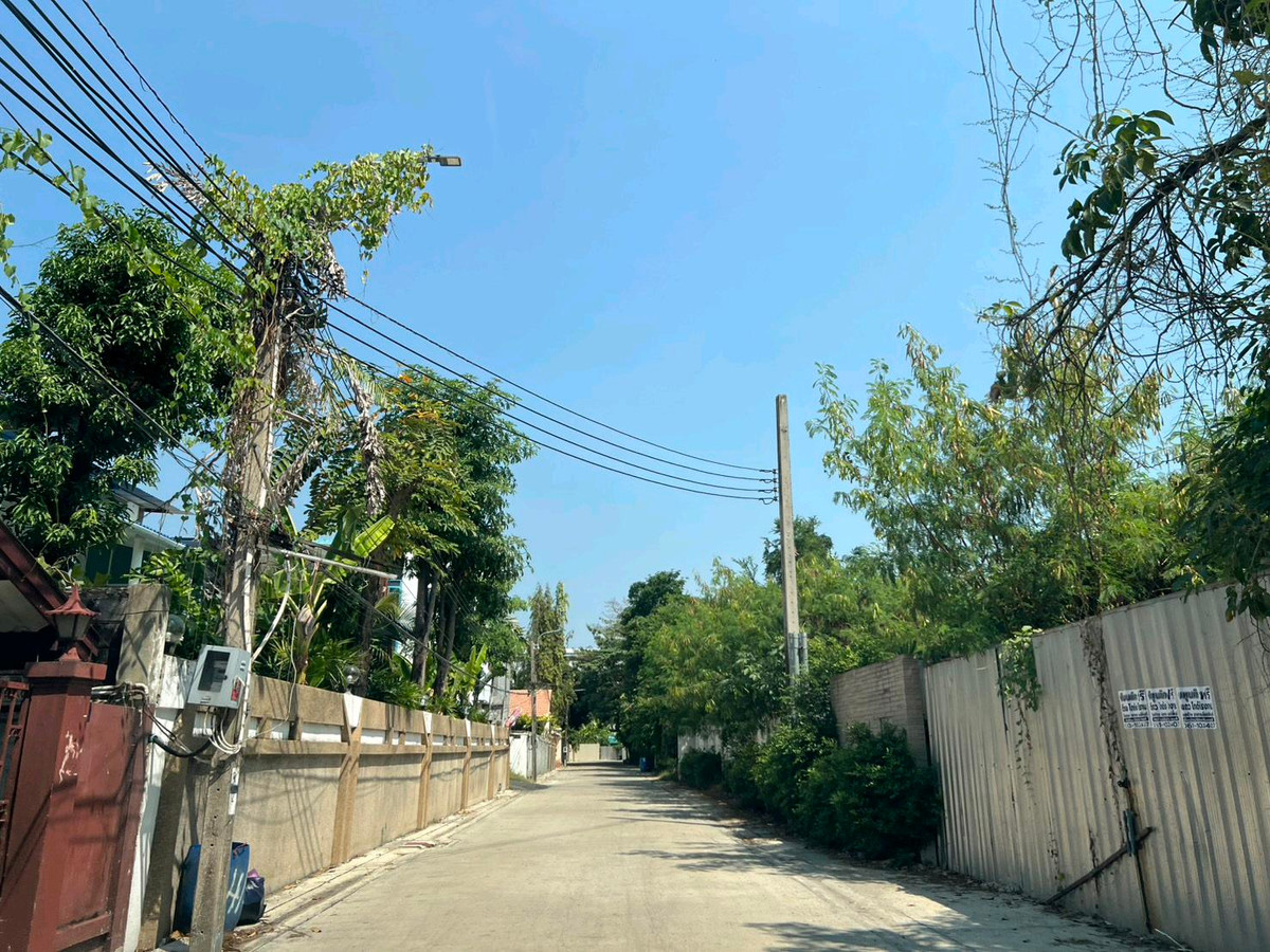 Urgent for rent Land in Ramkhamhaeng 21, beautiful plot, good location, negotiable price. – รูปที่ 2