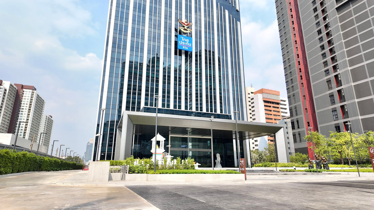 🏢Office for rent ready to move in 📍Wokii (V one Tower Building - Rama 9) Special promotion 900 baht/sq m 📣