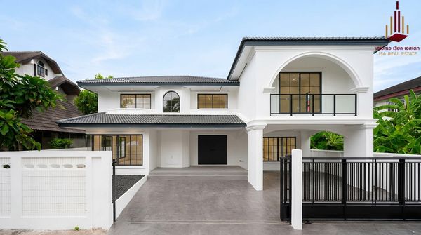 ✨ For Sale: Baan Thavorn Niwet 1 ✨ 💰 Only 18,900,000 THB
