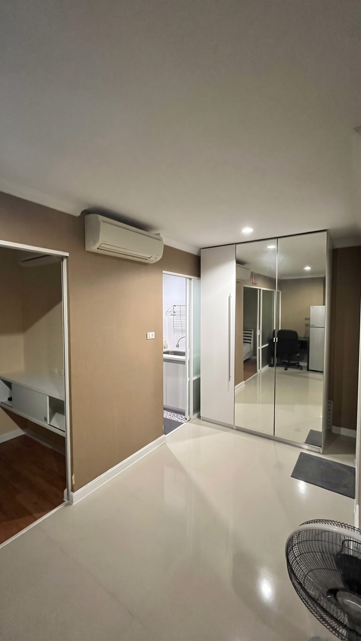  ห้องสวยชั้นสูง เฟอร์ฯครบราคาดี!!⭐Lumpini Place Rama 9 - Ratchada (ลุมพินี เพลส พระราม 9 - รัชดา) – รูปที่ 2