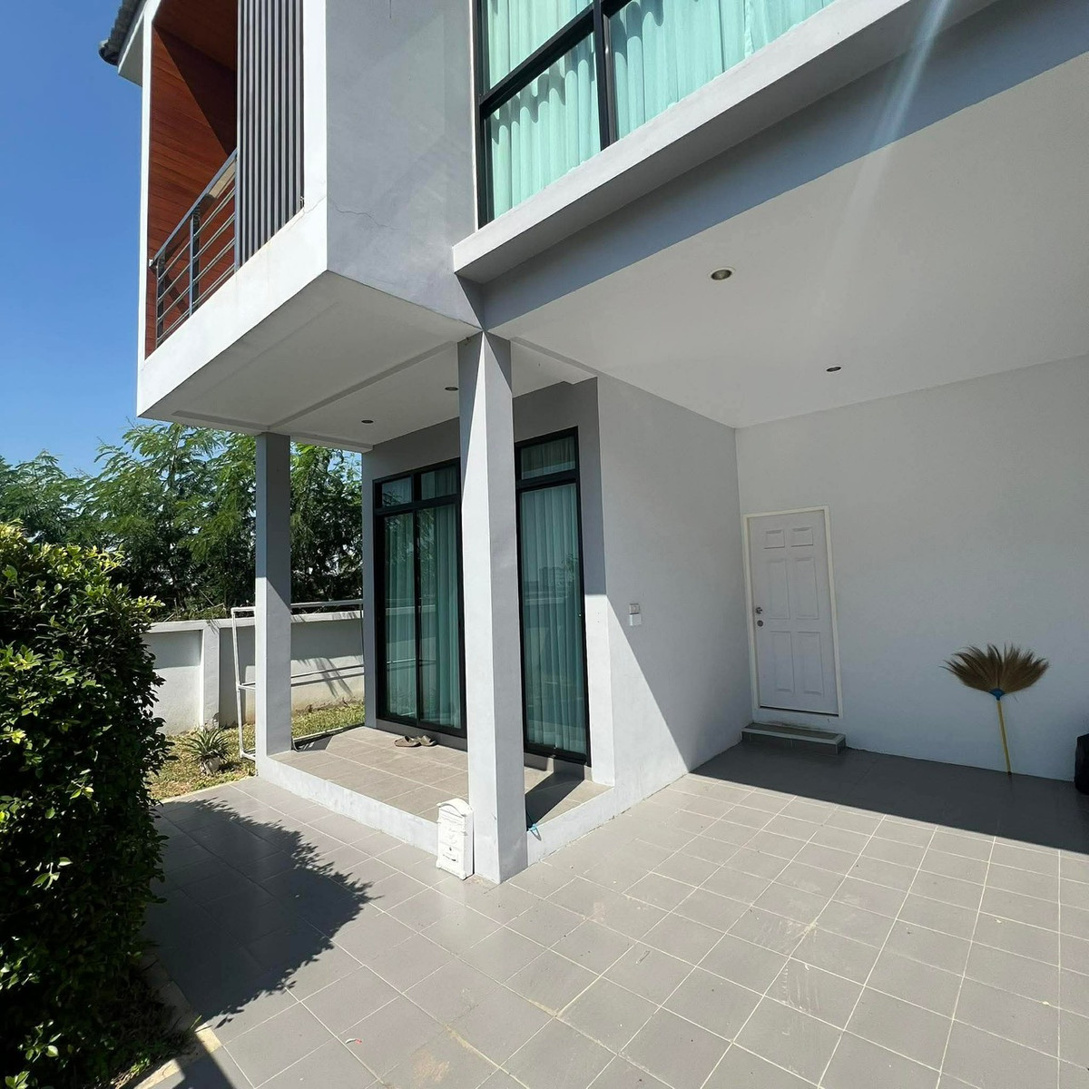 ขายบ้านเดี่ยว โครงการเดอะไลฟ์ อยุธยา บางประอิน ขนาด 41.6 ตร.ว. พื้นที่ใช้สอย 166.4 ตร.ม. 3 ห้องนอน ติดถนนใหญ่ ราคา 4,390,000 บาท – รูปที่ 2