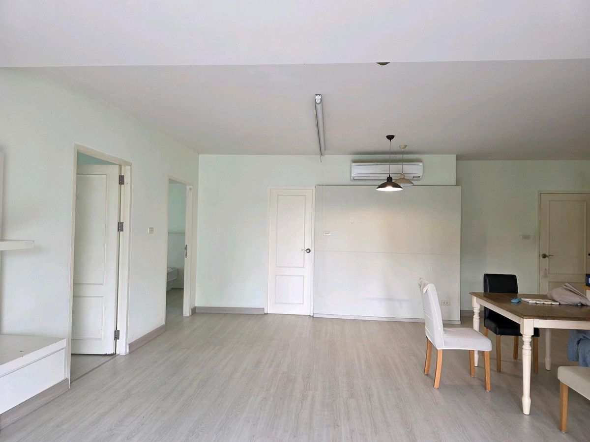 For sale Tristan sukhumvit 39 2bedroom 2bathroon 100sqm selling price 10.9 mb pet friendly rainy 081-889-5470 whatapp For sale Tristan sukhumvit 39 2bedroom 2bathroon 100sqm selling price 10.9 mb pet friendly rainy 081-889-5470 whatapp
