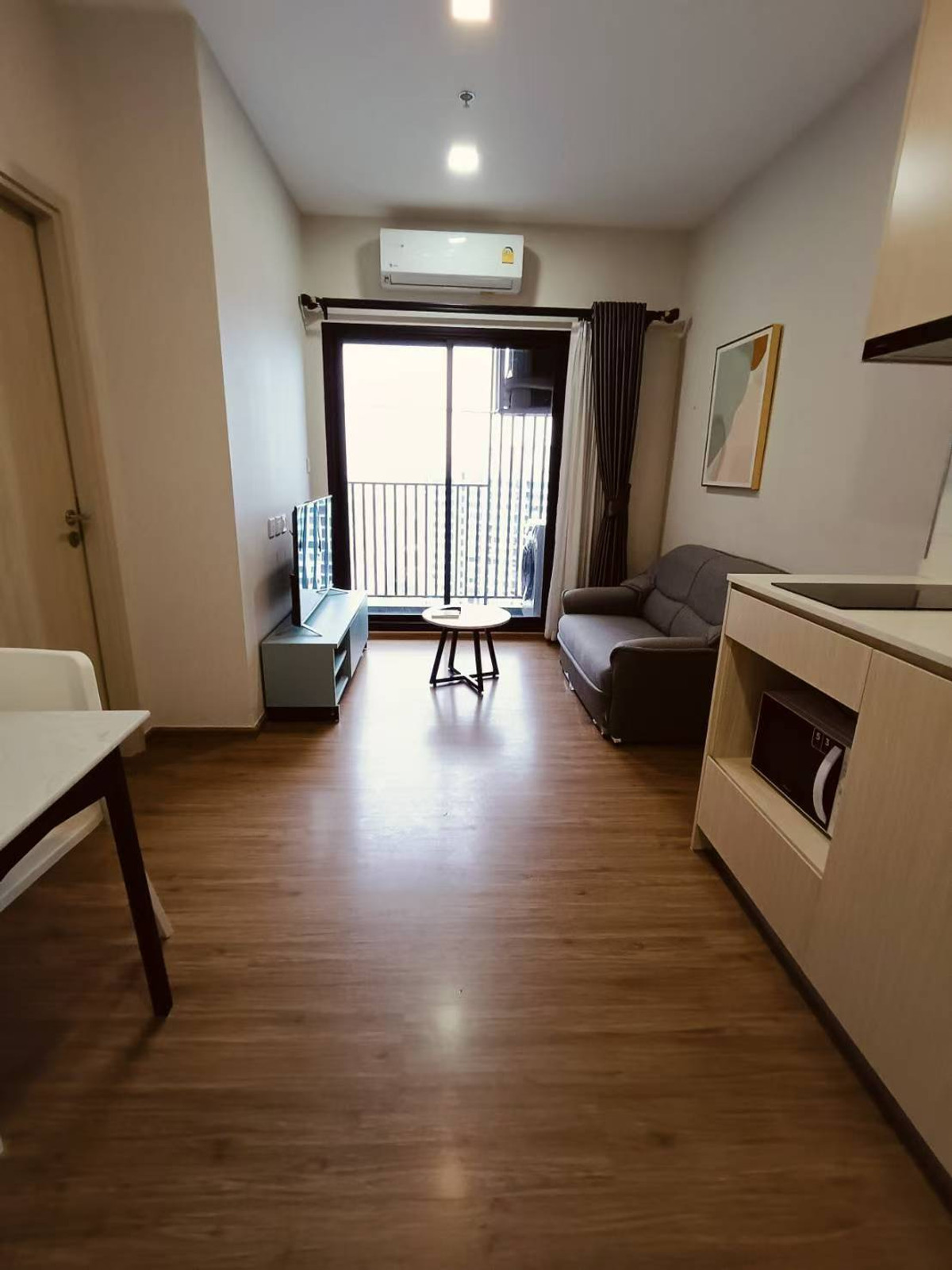 Metris Rama 9 – Ramkhamhaeng Condo for sale, Rama 9 – Ramkhamhaeng location, close to the BTS, convenient travel. Metris Rama 9 – Ramkhamhaeng Condo for sale, Rama 9 – Ramkhamhaeng location, close to the BTS, convenient travel.