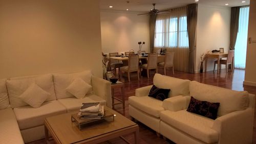 GM Height Sukhumvit 22 Apartment 180 sqm 3beds 3Baths 95,000 per month