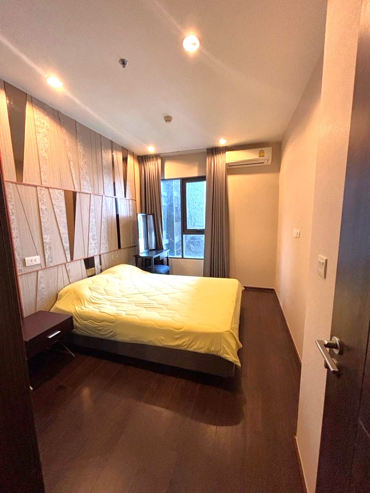 ⚡️Hot hot deal! Special price, great value Nice room in Condo C Ekkamai