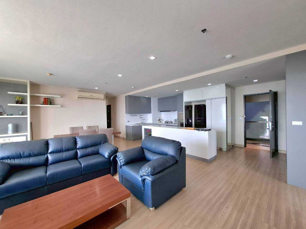 ขาย คอนโด Le Luk Condominium 183.18 ตรม ใกล้ BTS พระโขนง ขาย คอนโด Le Luk Condominium 183.18 ตรม ใกล้ BTS พระโขนง