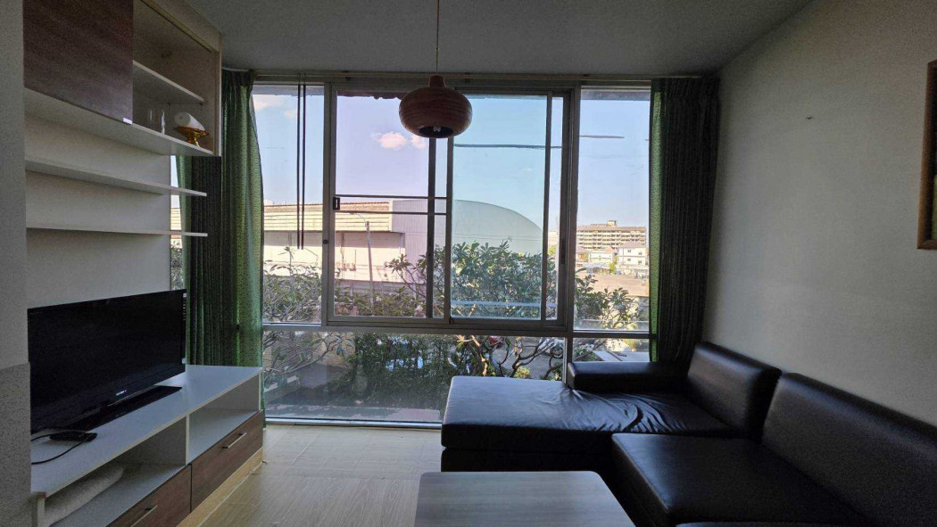 Condo for sale: The Iris Rama 9 - Srinakarin, 56.67 sq m, near ARL Hua Mak. Condo for sale: The Iris Rama 9 - Srinakarin, 56.67 sq m, near ARL Hua Mak.