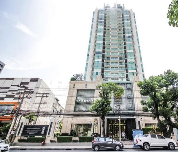 ✨ For Sale: IVY Thonglor Condo ✨💰Only 5,500,000 THB