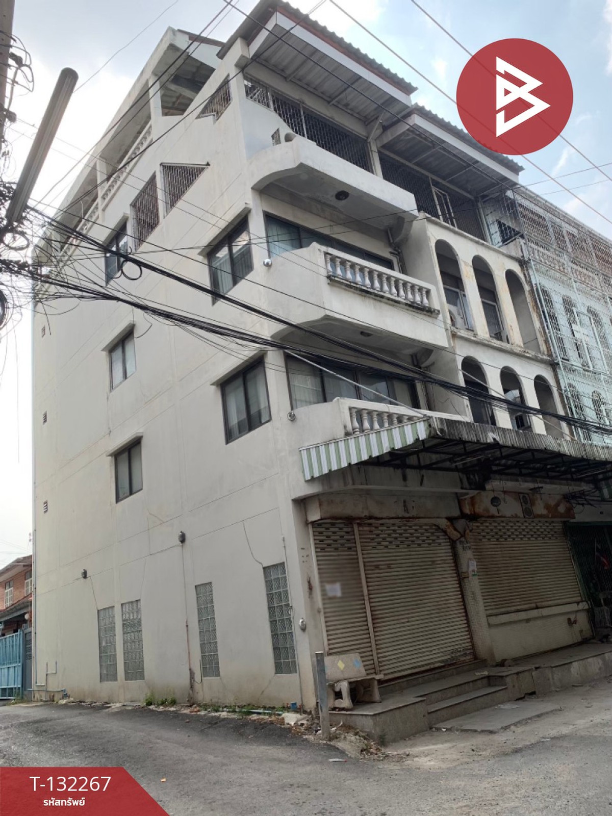ขายอาคารพาณิชย์ 3 ชั้น เนื้อที่ 29 ตร.วา สวนใหญ่ นนทบุรี