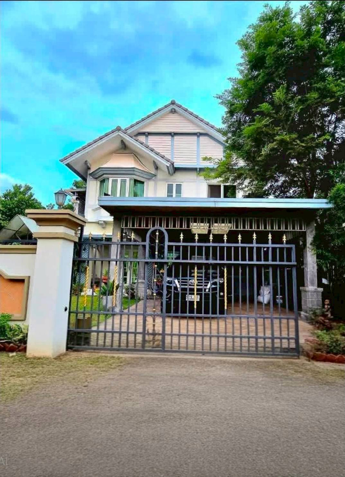 261AGJD🏡 Single house, Laddarom Watcharapol Phase 3, large house.
