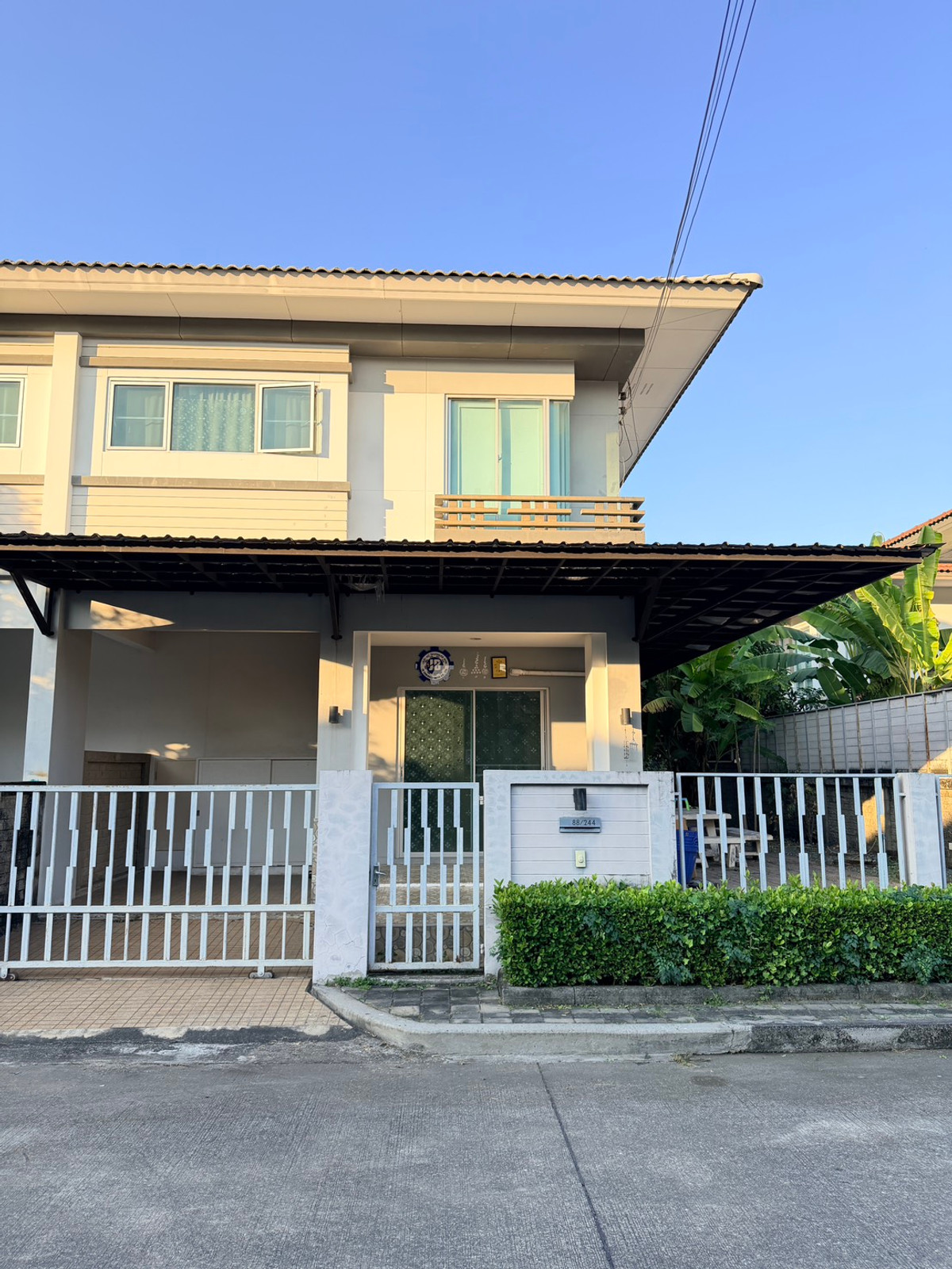 ขายถูกมาก ** บ้านแฝดพร้อมอยู่ 35 ตร.วา หมู่บ้านเอโทล มัลดีฟ ปาล์ม สมุทรปราการ ใกล้ห้างเมกาบางนา แยกวงแหวน เฟอร์นิเจอร์บิ้วท์ทั้งหลัง , แอร์ ขายถูกมาก ** บ้านแฝดพร้อมอยู่ 35 ตร.วา หมู่บ้านเอโทล มัลดีฟ ปาล์ม สมุทรปราการ ใกล้ห้างเมกาบางนา แยกวงแหวน เฟอร์นิเจอร์บิ้วท์ทั้งหลัง , แอร์