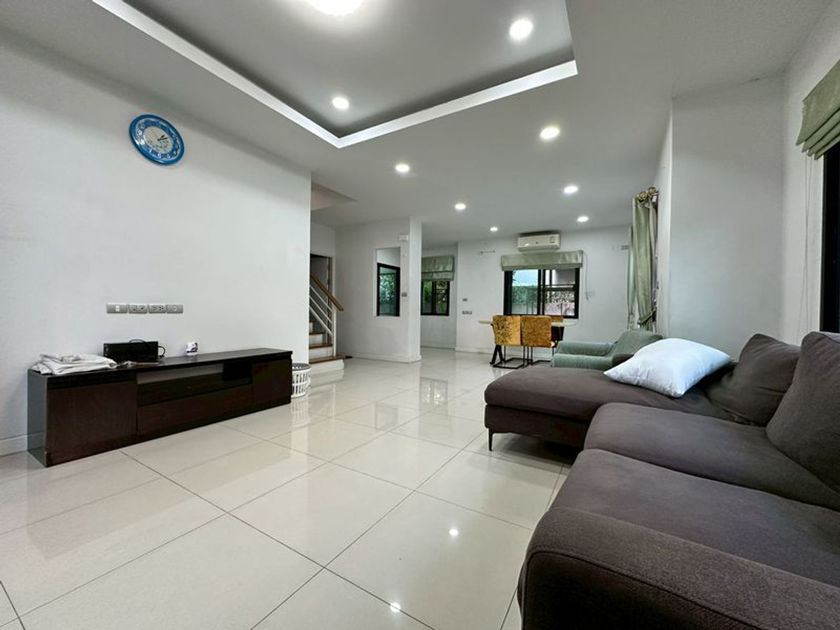ขายบ้านเดี่ยว ศรีราชา มณีรินทร์ ไพรเวซี่ หนองขาม บ้านใหญ่ เหมาะครอบครัว – รูปที่ 3