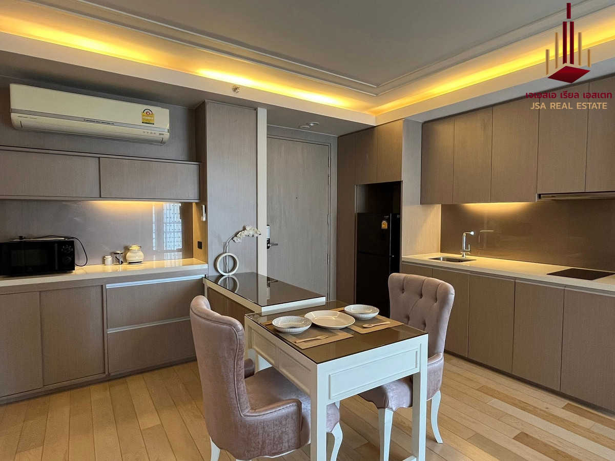 ✨ For Rent: Mode Sukhumvit 61 Condo ✨ 💰 Only 38,000 THB/month