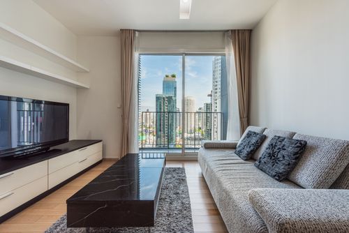 Newly renovated condo in Thonglor area, fully furnished, BTS view, ready to move in.