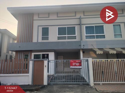Twin house for sale, Sinthawee Grand Ville Village, Pracha Uthit 90, Phra Samut Chedi, Samut Prakan.