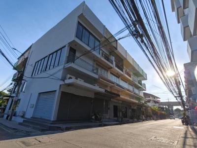 For Sale 3.5-story commercial building near BTS Royal Thai Navy Academy, just 100 meters  , corner unit , newly renovated , Pak Nam , Mueang Samut Prakan , Samut Prakarn , CX-144658