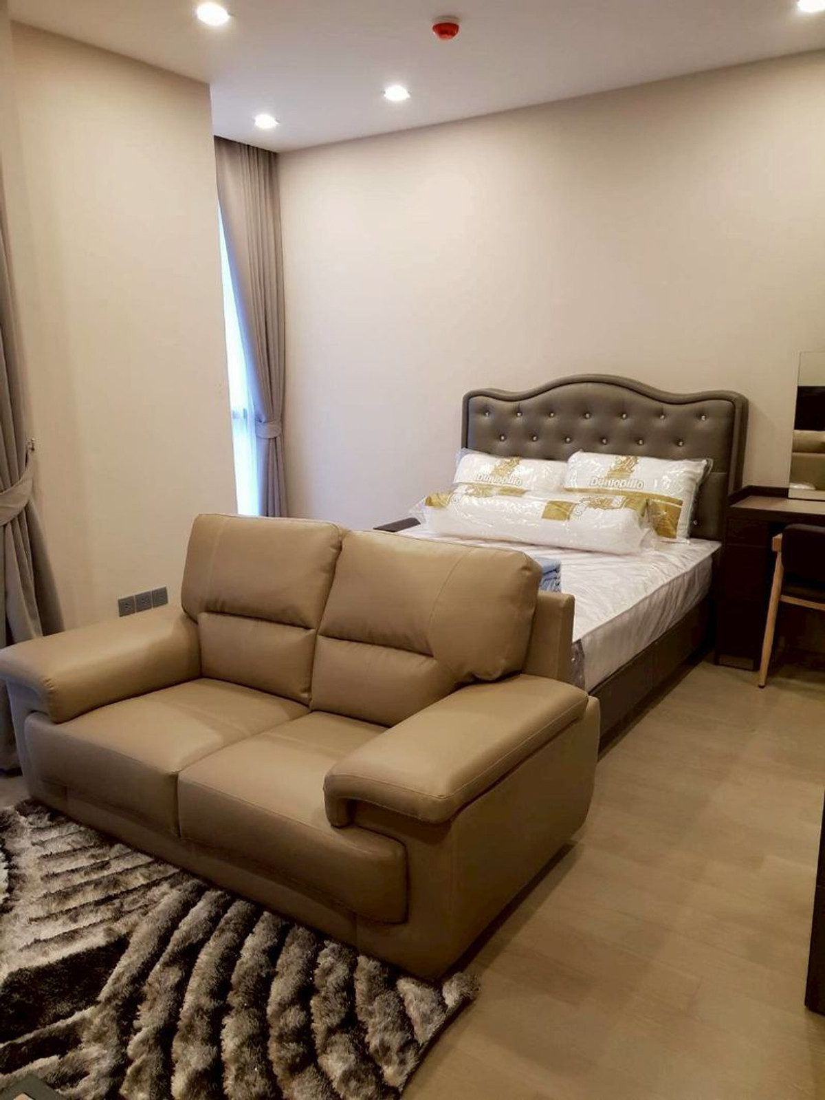 Ashton Asoke ห้อง119/124 ขนาด34ตร.ม. ชั้น 16  ระเบียงเห็นวิว ด้านหลังห้างโรบินสัน  – รูปที่ 2