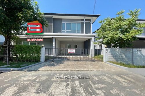 Single house, area 61.5 sq m, Centro Bangna-Wongwaen project, Centro Bangna-Wongwaen (Soi Chaloem Phrakiat Rama 9 30, Intersection 3-1), Dokmai Subdistrict, Prawet District.