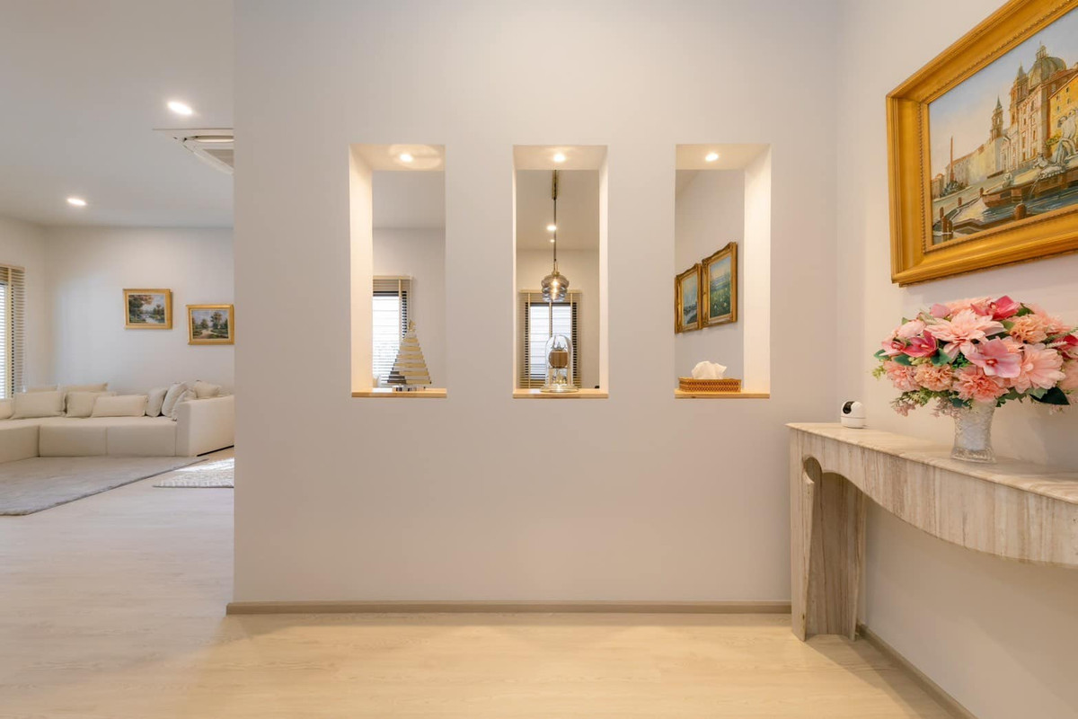 บ้านเดี่ยวสร้างใหม่ 3 ชั้น Luxury Residence ใจกลางราชดำเนิน — ทำเลหายากมาก แทบไม่มีบ้านใหม่แบบนี้อีกแล้ว ✨ ใกล้ MRT เพียง 500 เมตร | ใกล้สนามหลวง | ใจกลางเขตประวัติศาสตร์กรุงเทพฯ – รูปที่ 2