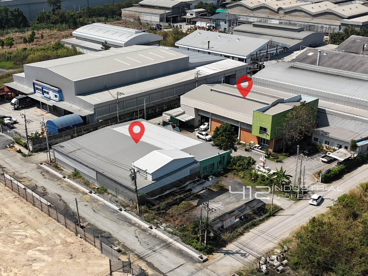Warehouse-factory for sale, 1,500 sq m, area 1-3-49 rai, next to the road on 3 sides, purple layout, water and electricity ready. Large vehicles can enter Bang Sao Thong, Samut Prakan. Warehouse-factory for sale, 1,500 sq m, area 1-3-49 rai, next to the road on 3 sides, purple layout, water and electricity ready. Large vehicles can enter Bang Sao Thong, Samut Prakan.