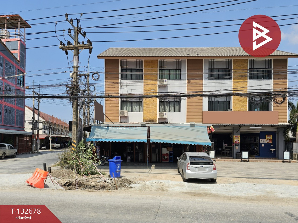 ขายอาคารพาณิชย์ เนื้อที่ 83 ตร.วา ถ.ศุขประยูร พานทอง ชลบุรี ขายอาคารพาณิชย์ เนื้อที่ 83 ตร.วา ถ.ศุขประยูร พานทอง ชลบุรี