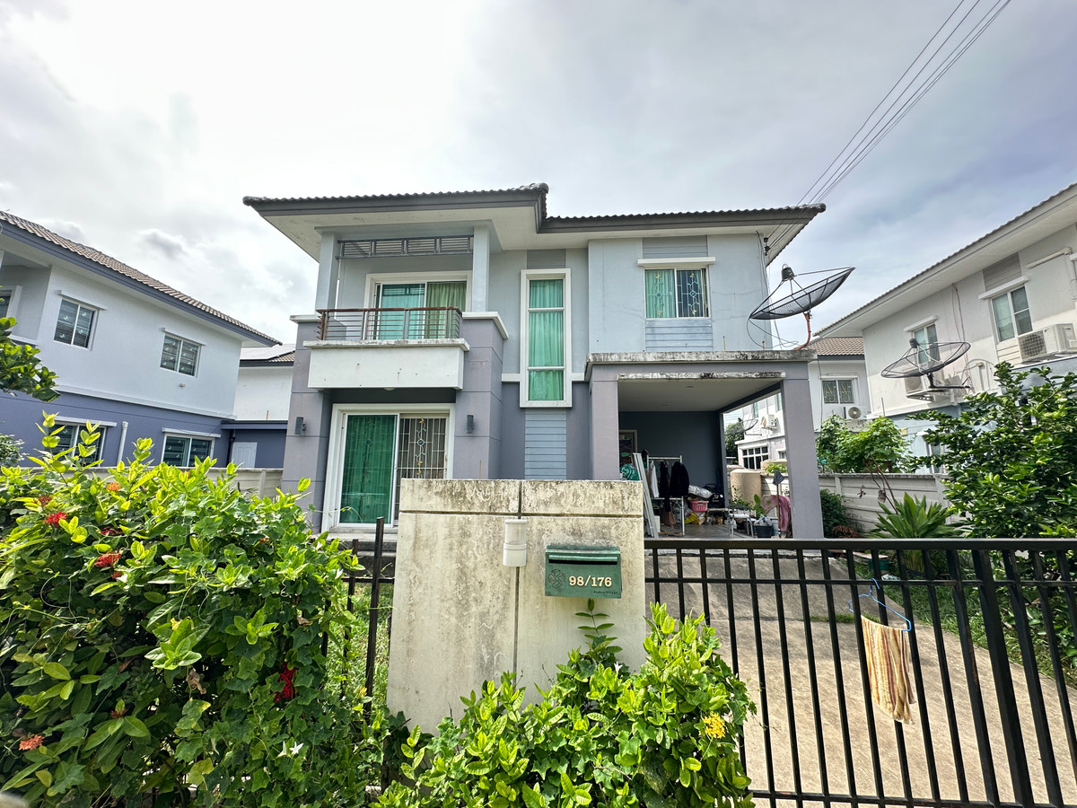 2-story detached house for sale, Pruksa Village 31 project. 2-story detached house for sale, Pruksa Village 31 project.