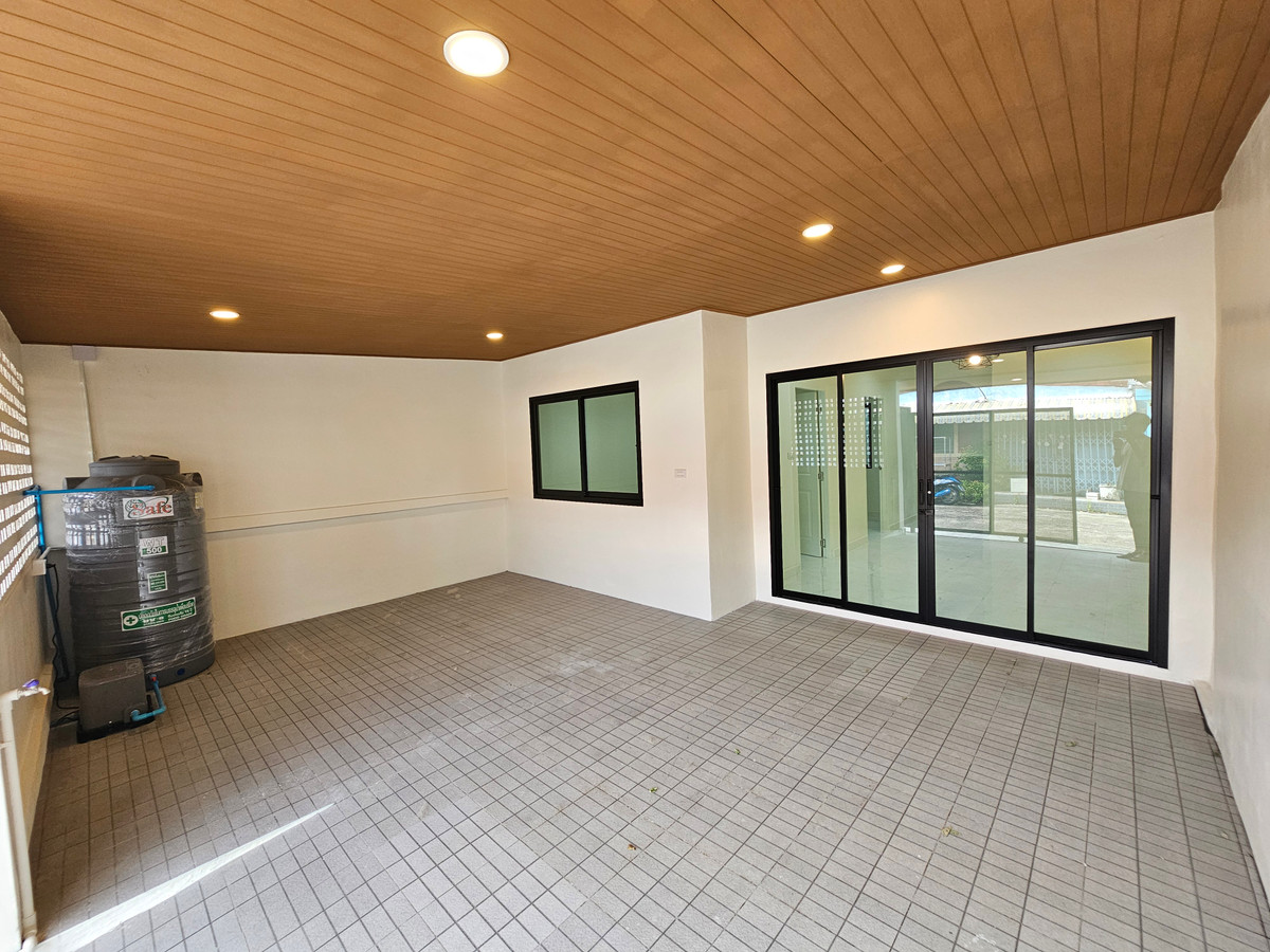 🏡 ขายหมู่บ้านเรือนสุข 2  บ้านสวย รีโนเวทใหม่ 1.049 ล้าน – พร้อมเข้าอยู่! – รูปที่ 3