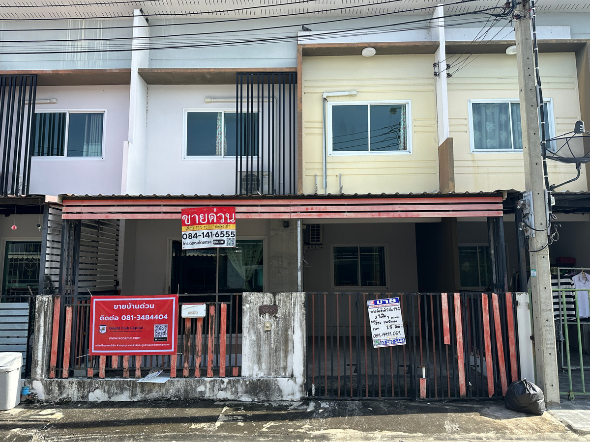 2-story townhouse - The Modish Bang Bua Thong. 2-story townhouse - The Modish Bang Bua Thong.