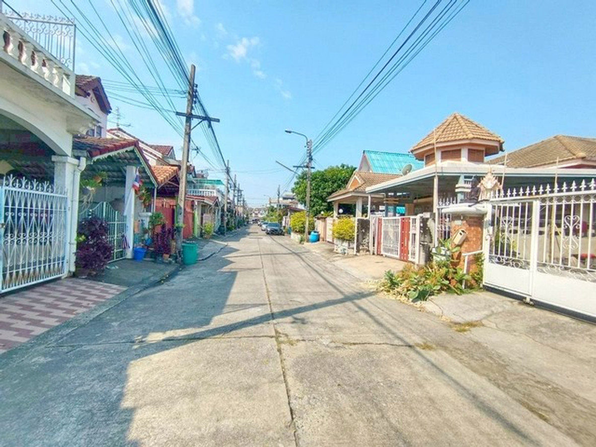 ขายทาวน์เฮ้าส์ ใกล้สนามบินดอนเมือง ทำเลดี ราคาคุ้มสุดๆ  – รูปที่ 2