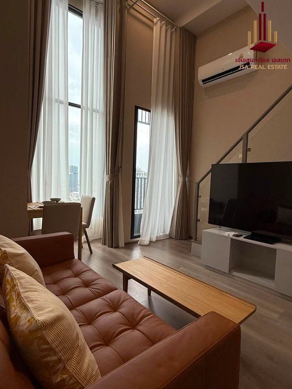 ✨ For Rent: KnightsBridge Space Sukhumvit - Rama4 Condo ✨  💰 Only 25,000 THB/month