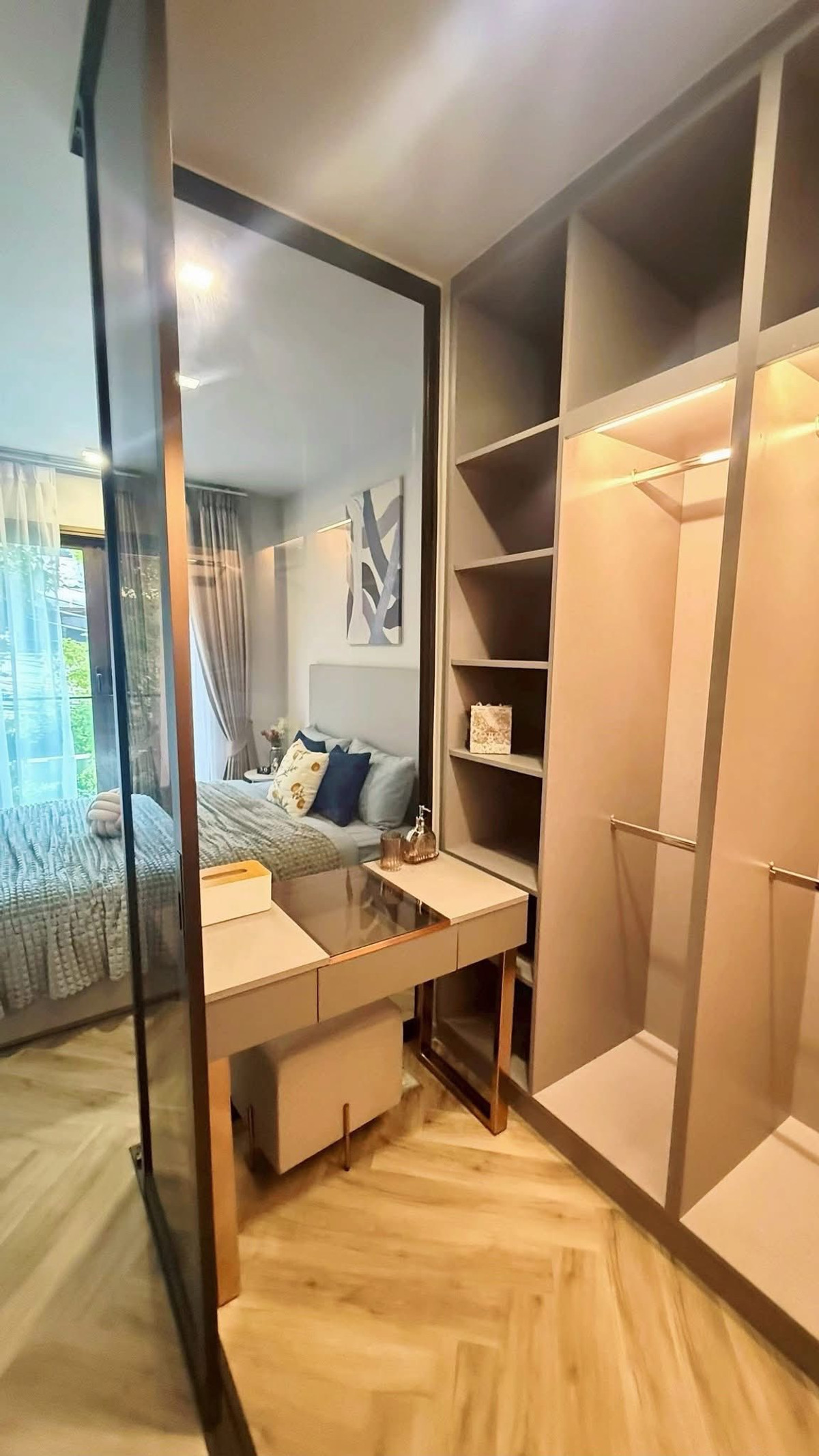 For Rent : Chapter Thonglor 25  1ห้องนอน 1ห้องน้ำ ห้องสวย เฟอร์นิเจอร์ครบ พร้อมเข้าอยู่ – รูปที่ 4