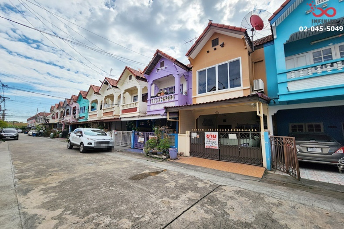 ขายทาวน์เฮาส์ 2 ชั้น 16 ตรว. หมู่บ้านเลิศอุบล วัชรพล ถนนวัชรพล - สุขาภิบาล 5