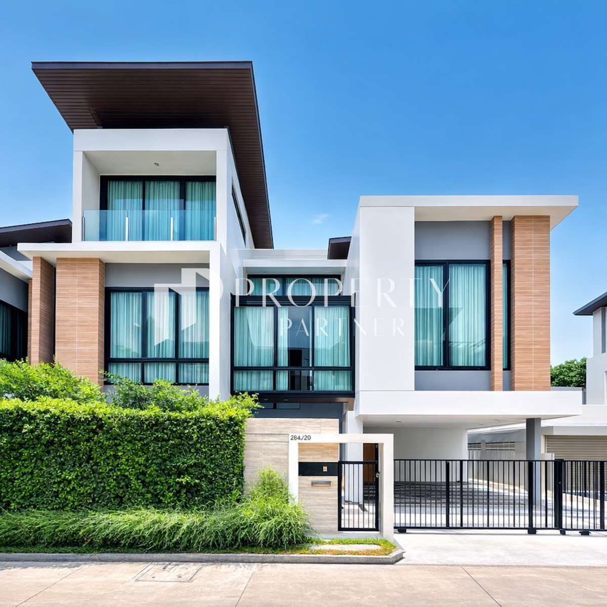 🔥 Luxury house XL, the largest in the project. Walk to Suan Luang Rama 9, the most special deal in the project. 🔥 Luxury house XL, the largest in the project. Walk to Suan Luang Rama 9, the most special deal in the project.