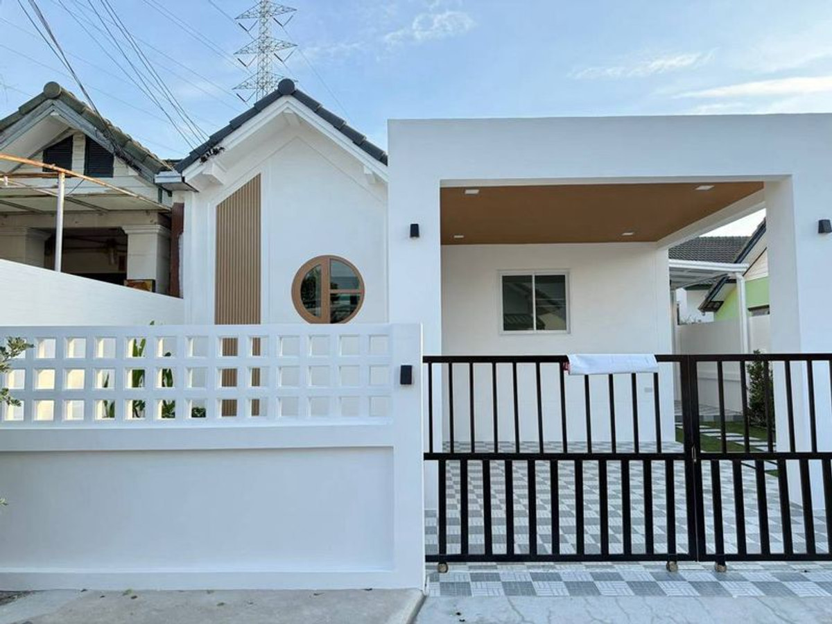 บ้านชั้นเดียว เก้ากิโล ชลบุรี / 3 ห้องนอน (ขาย), One - story house nine kilometers, Chonburi / 3 Bedrooms (FOR SALE) YEAN082