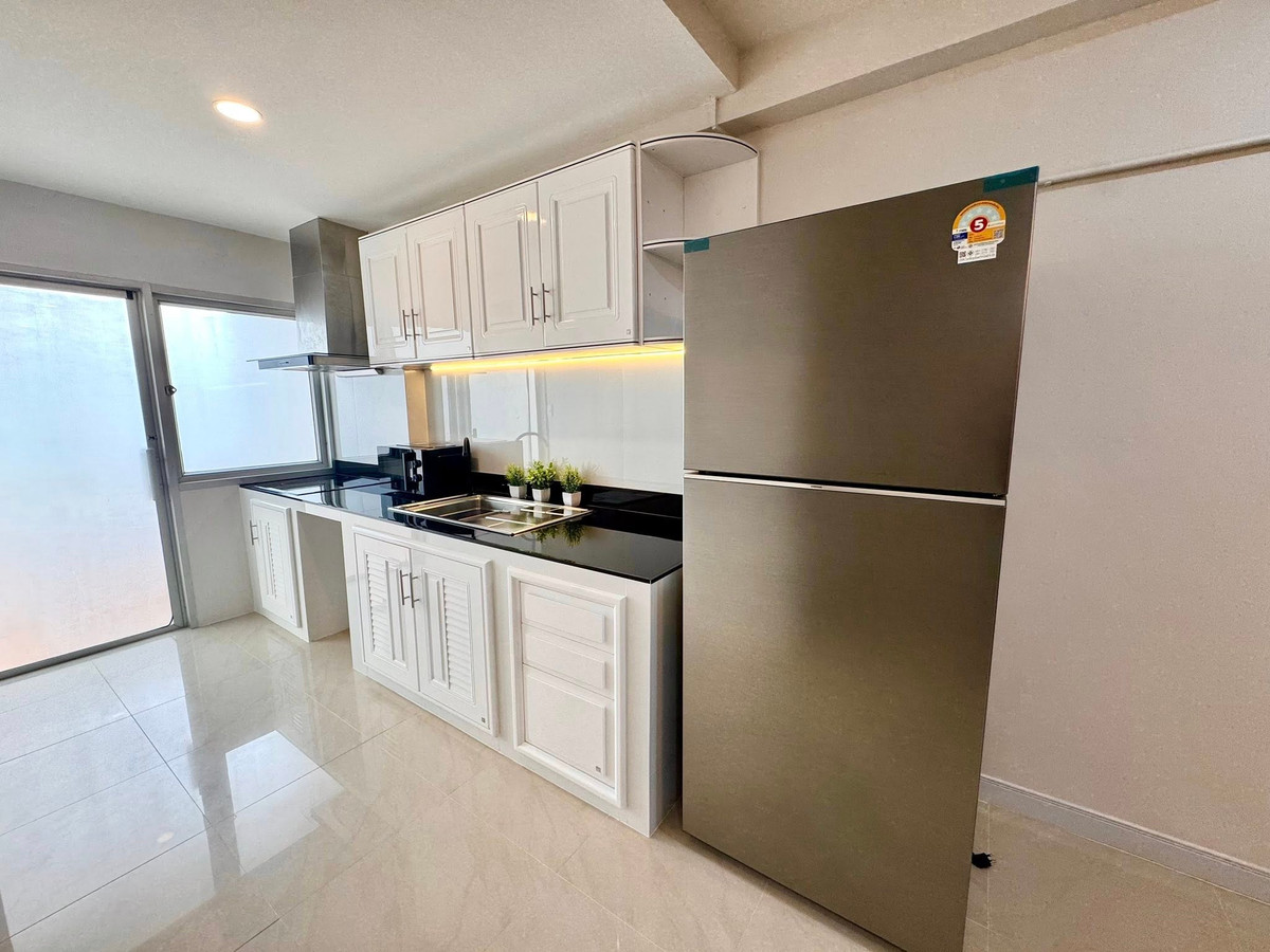 For Rent : สยามคอนโดมิเนียม Rama9 | 3ห้องนอน 2ห้องน้ำ ติดเซ็นทรัลพระราม9 ห้องสวย เฟอร์นิเจอร์ครบ พร้อมเข้าอยู่ – รูปที่ 3