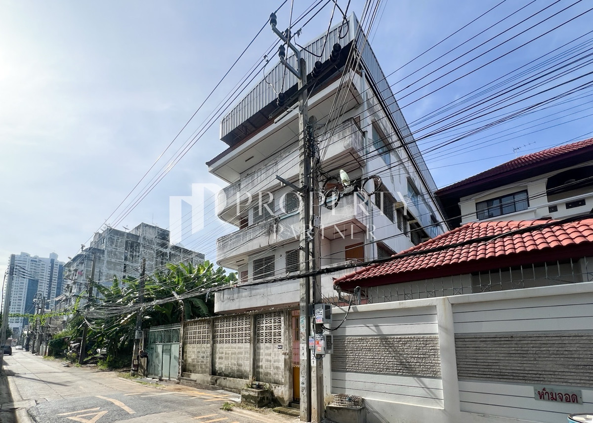 อาคารสำนักงาน 4 ชั้น ย่านอุดมสุข-บางนาตราด อาคารสำนักงาน 4 ชั้น ย่านอุดมสุข-บางนาตราด