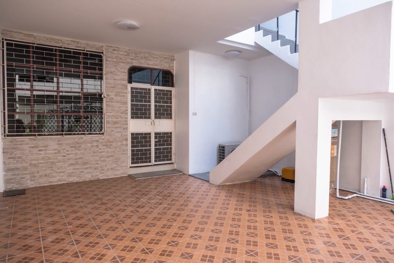 💛 House in Sukhumvit, Bangkok – รูปที่ 2