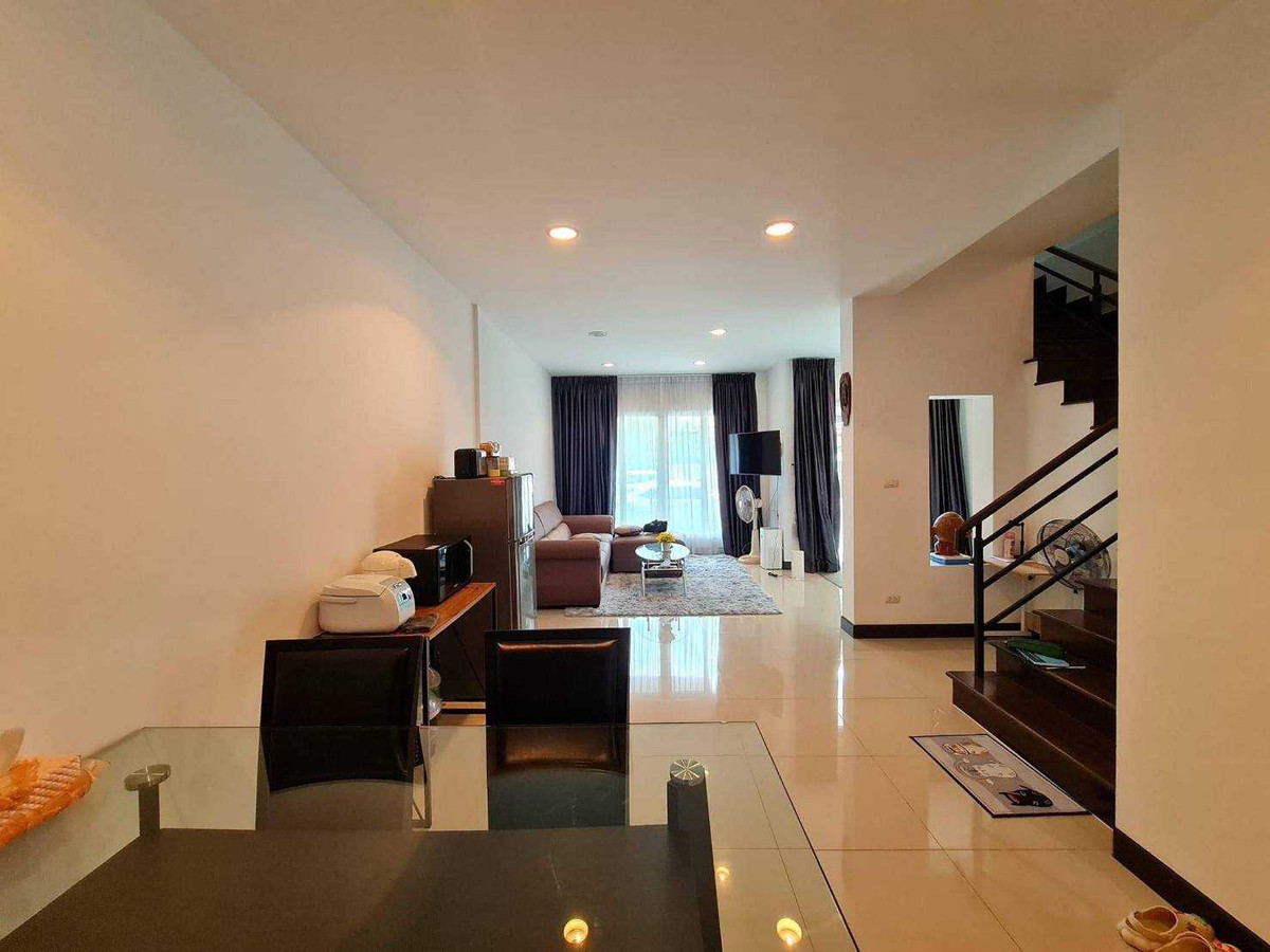 ขายทาวน์โฮม หมู่บ้าน ดิ อิเธอโน่ 174 ตร.ม. ใกล้ โรงพยาบาลเสรีรักษ์ – รูปที่ 3