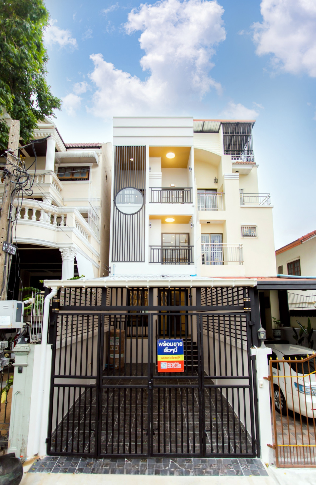 CS007 🥰 FREEDOM 🥰 3-story Townhome, Seri Thai 17 Newly renovated in a stylish way. Stunning bright white color. You won't recognize the original! CS007 🥰 FREEDOM 🥰 3-story Townhome, Seri Thai 17 Newly renovated in a stylish way. Stunning bright white color. You won't recognize the original!