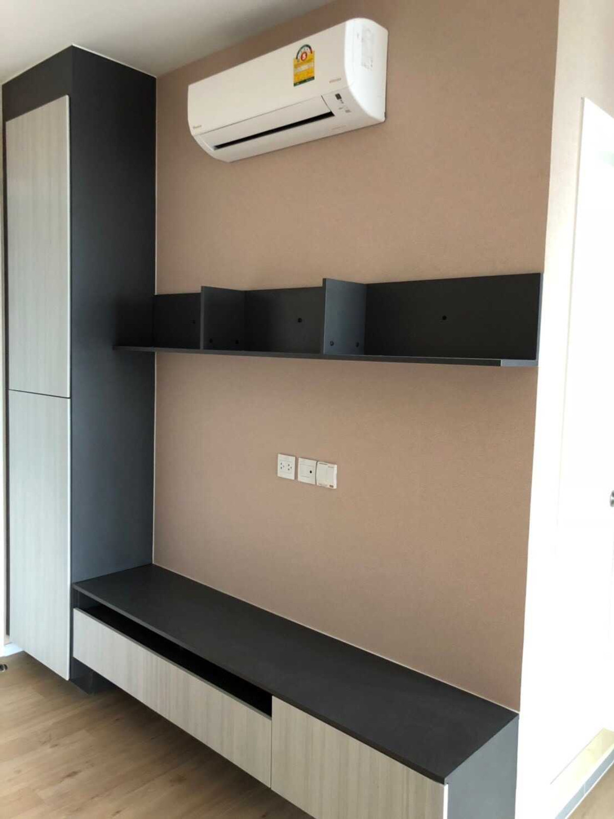 Condo for Sale: Notting Hill Laemchabang-Sriracha, 27.14 sq.m., near Laemchabang Port. Condo for Sale: Notting Hill Laemchabang-Sriracha, 27.14 sq.m., near Laemchabang Port.