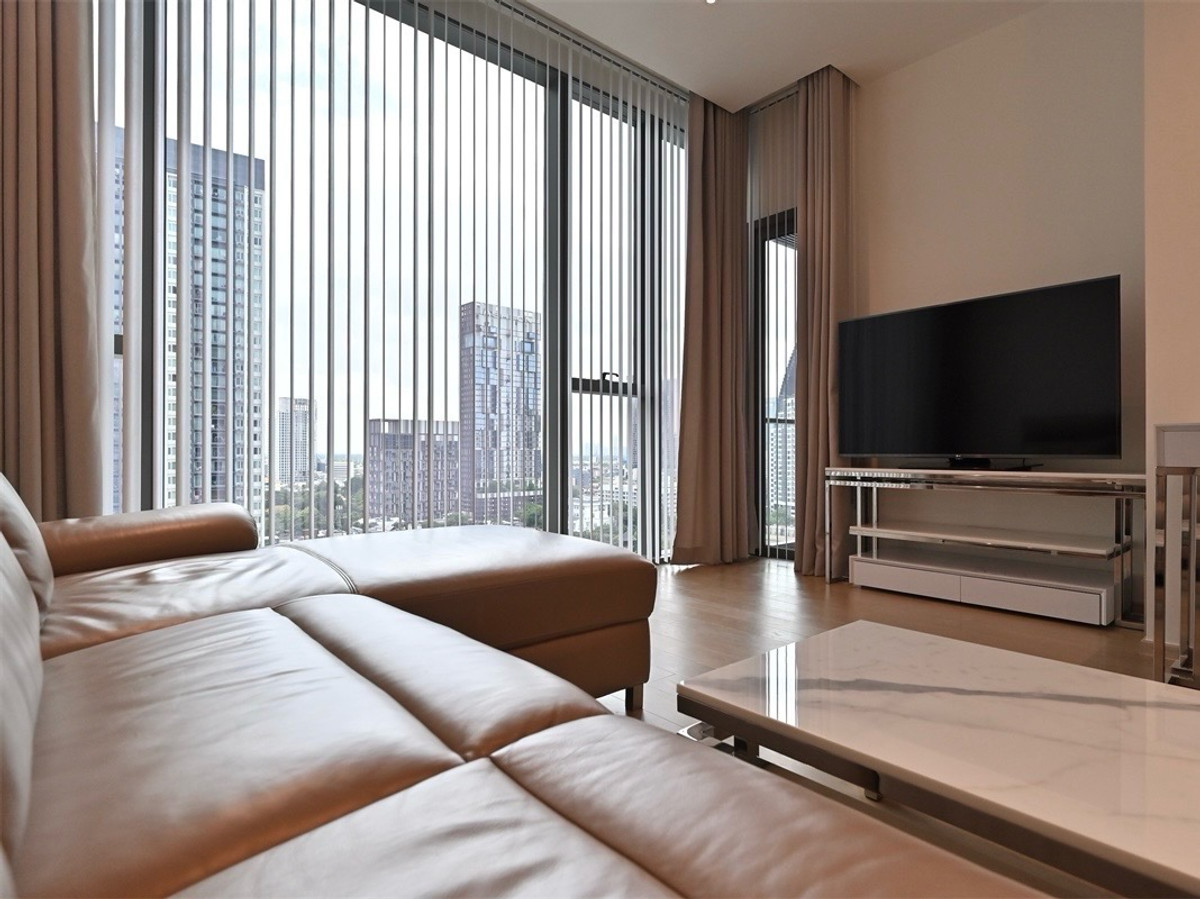 The Strand Thonglor. for rent - 0816037454