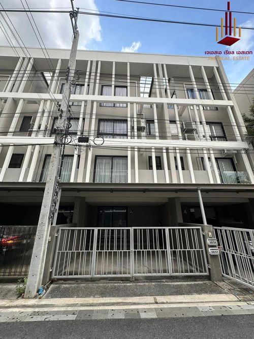 ✨ For Rent:  Y Residence Sukhumvit 113✨  💰 Only 35,000 THB/month
