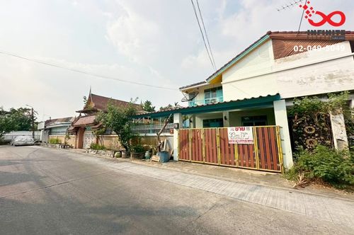 2-story semi-detached house for sale, 39 sq m, Lat Phrao 101, Soi 19, Lat Phrao Road, Wang Thonglang.